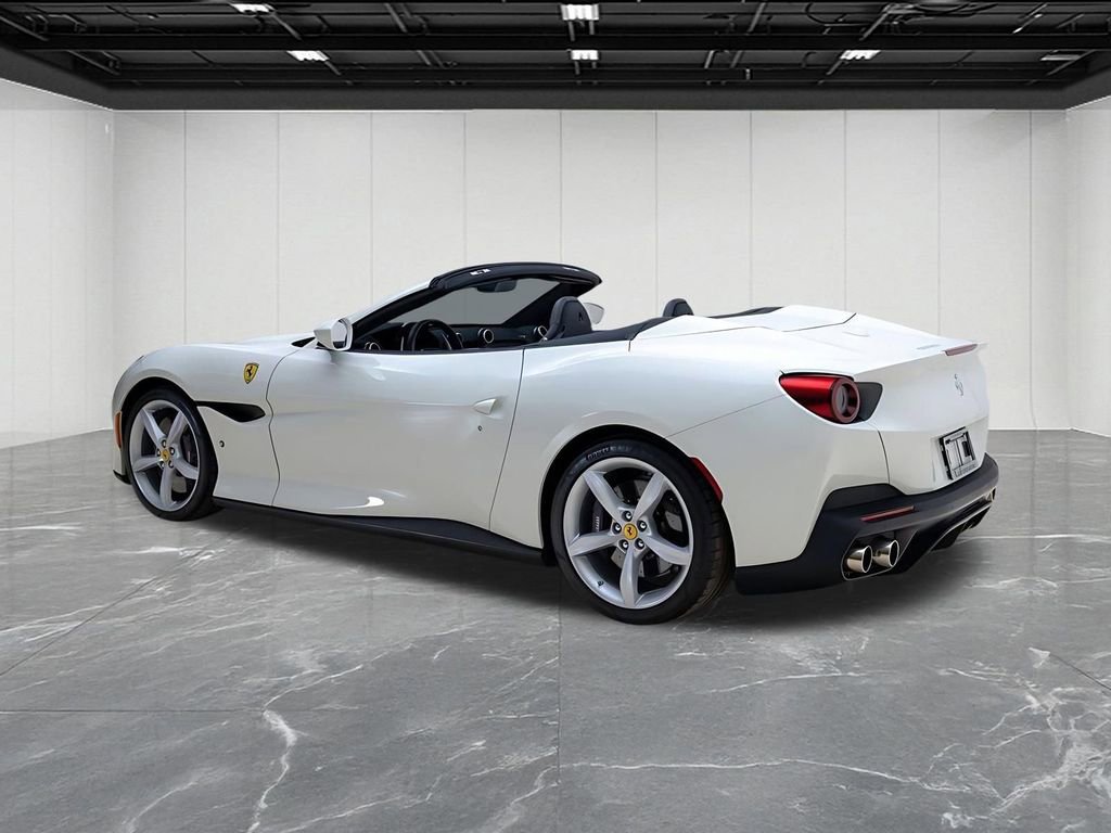 Used 2019 Ferrari Portofino image 4