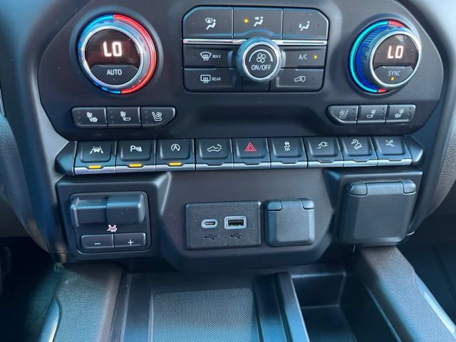 Used 2019 Chevrolet Silverado 1500 LTZ w/ LTZ Texas Edition AWD/4WD image 18