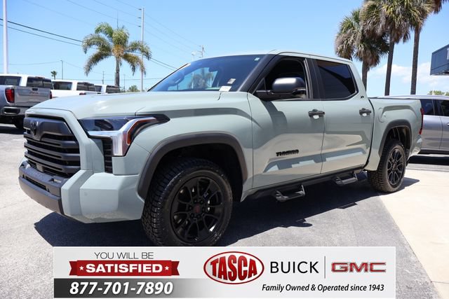 Used 2024 Toyota Tundra SR5 w/ SR5 Convenience Package AWD/4WD image 4