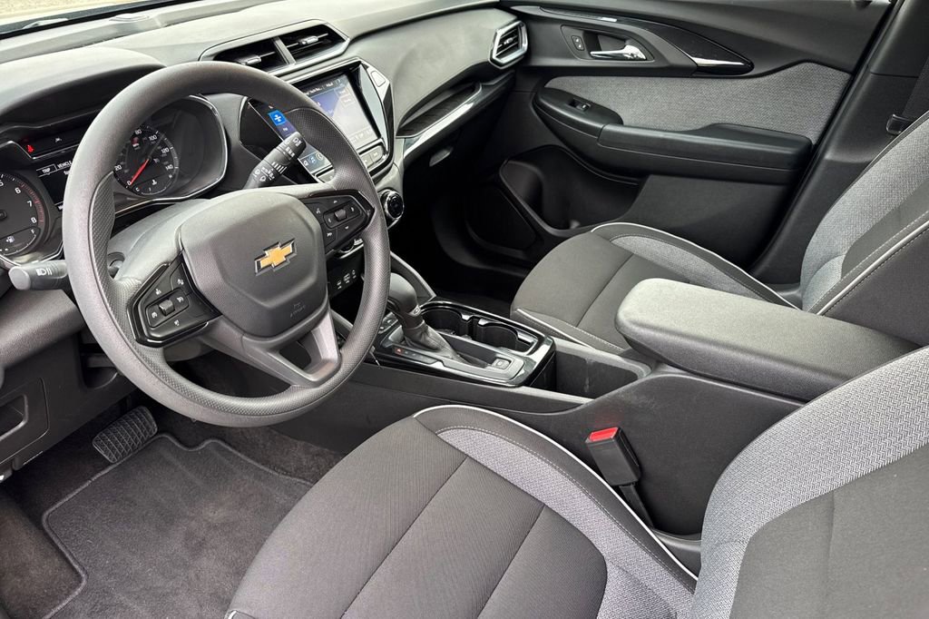 Certified 2023 Chevrolet TrailBlazer LT w/ Convenience Package image 10