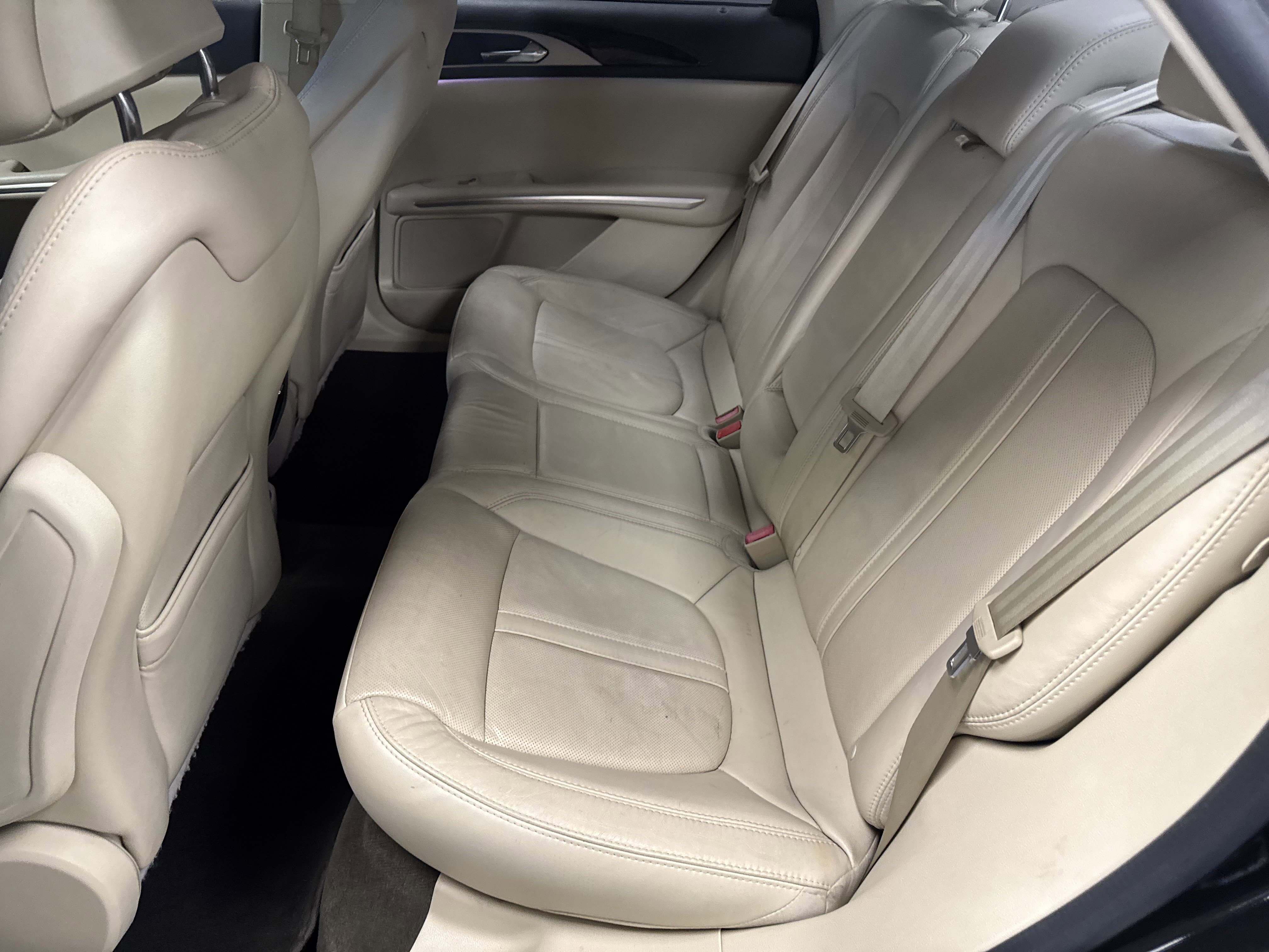 Used 2014 Lincoln MKZ w/ Equipment Group 102A Reserve FWD image 16