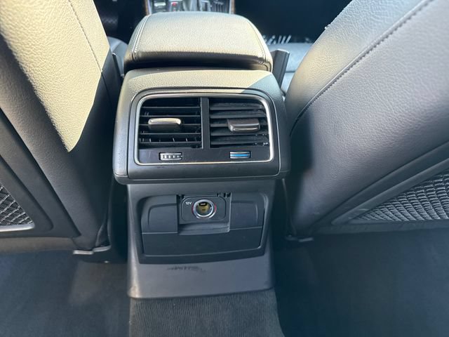 Used 2017 Audi Q5 2.0T Premium Plus w/ Technology Package AWD/4WD image 14
