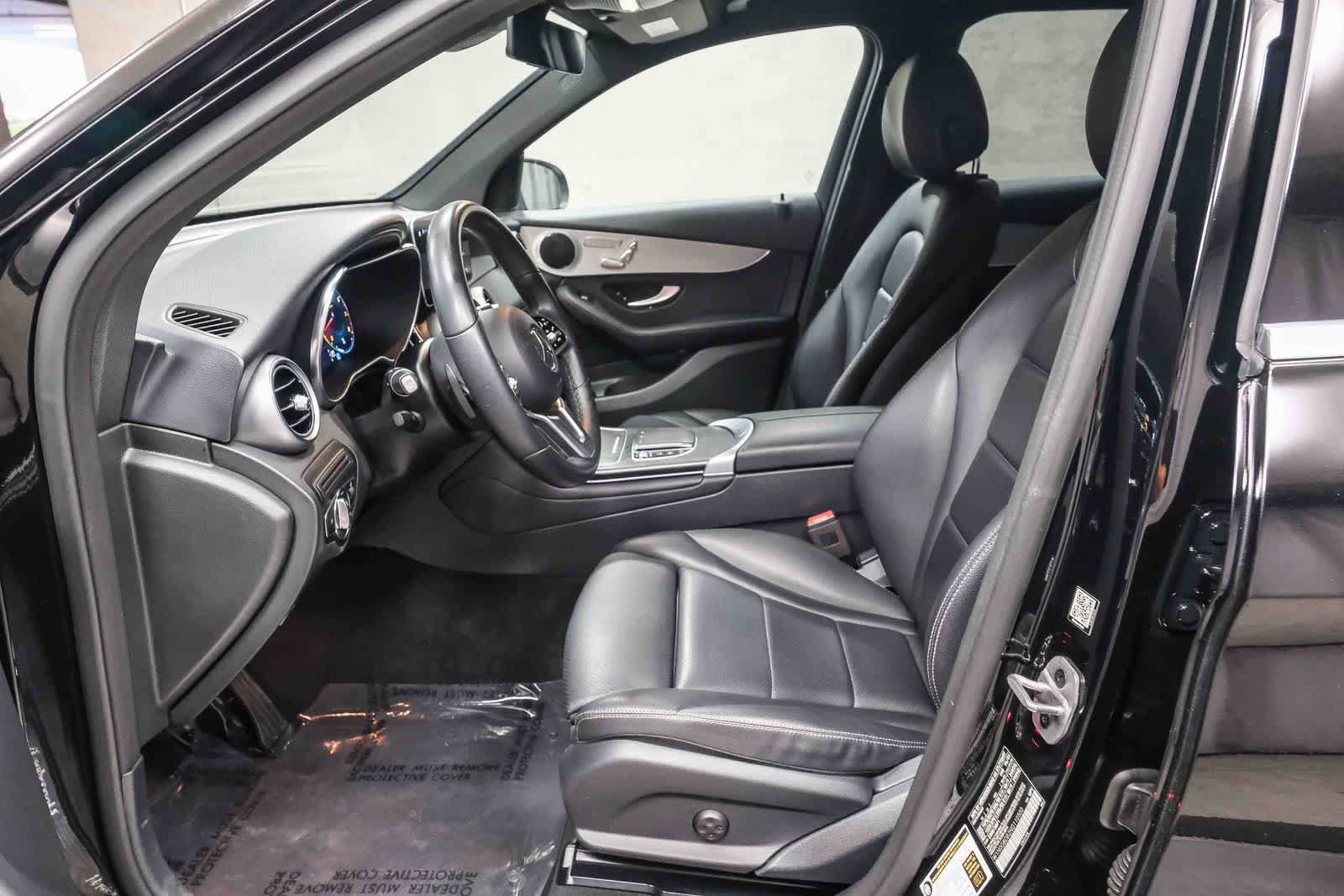 Used 2022 Mercedes-Benz GLC 300 image 24