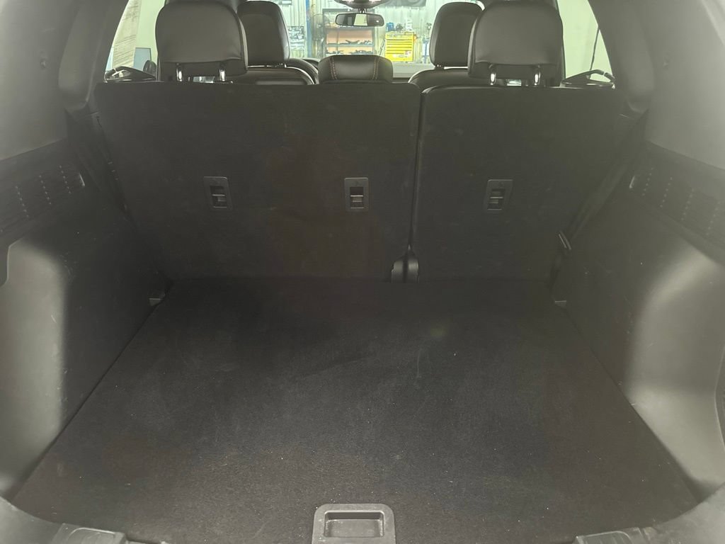 Certified 2025 Ford Escape ST-Line FWD image 22