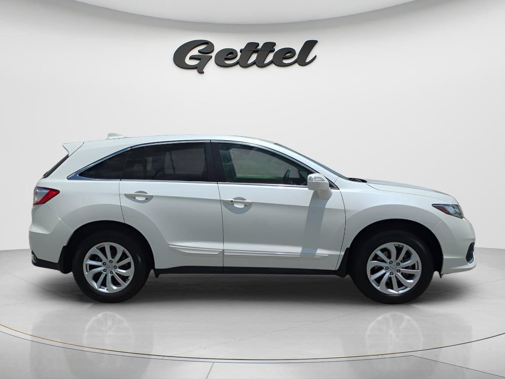 Used 2017 Acura RDX FWD w/ Technology Package image 4