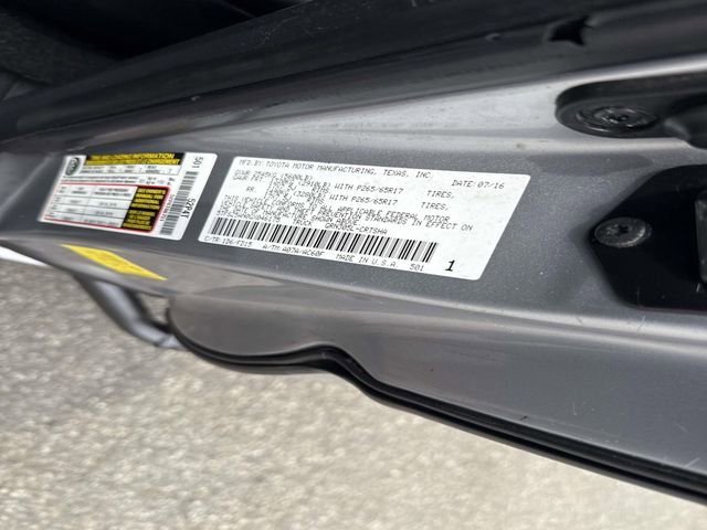 Used 2016 Toyota Tacoma TRD Sport AWD/4WD image 19
