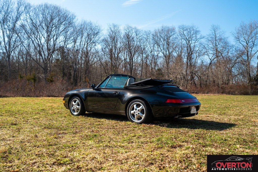 Used 1995 Porsche 911 Carrera RWD image 6