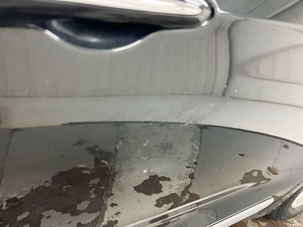 Used 2020 Chrysler Pacifica Touring-L FWD image 35
