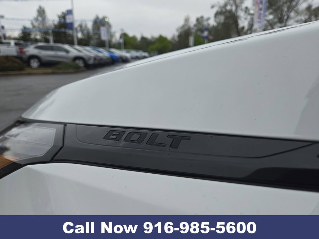 New 2027 Chevrolet Bolt LT w/ Comfort Package image 27