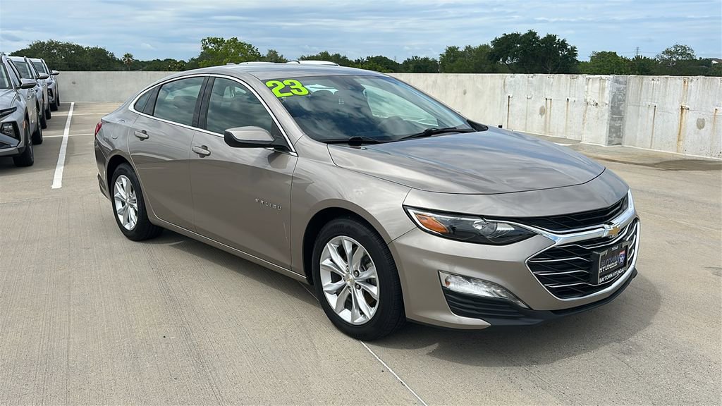 Used 2023 Chevrolet Malibu LT w/ Driver Confidence Package FWD image 14