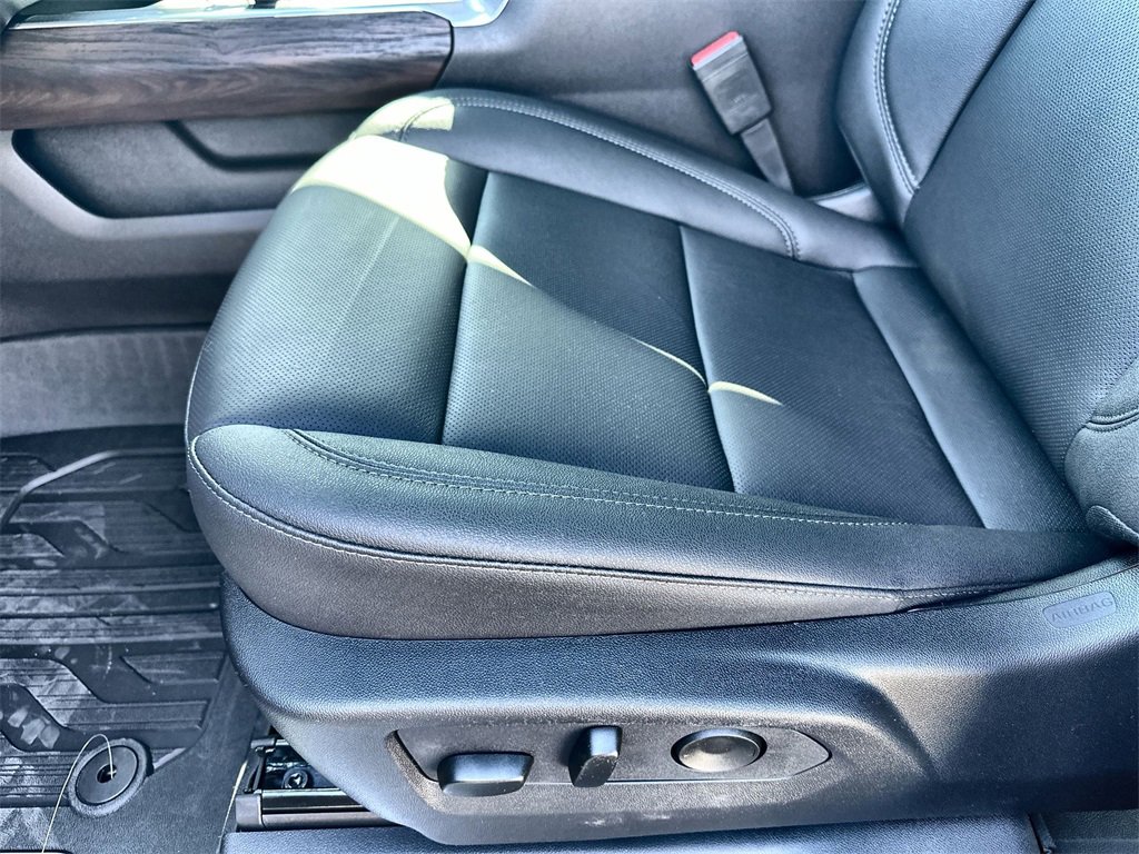 New 2026 GMC Sierra 1500 SLT image 25