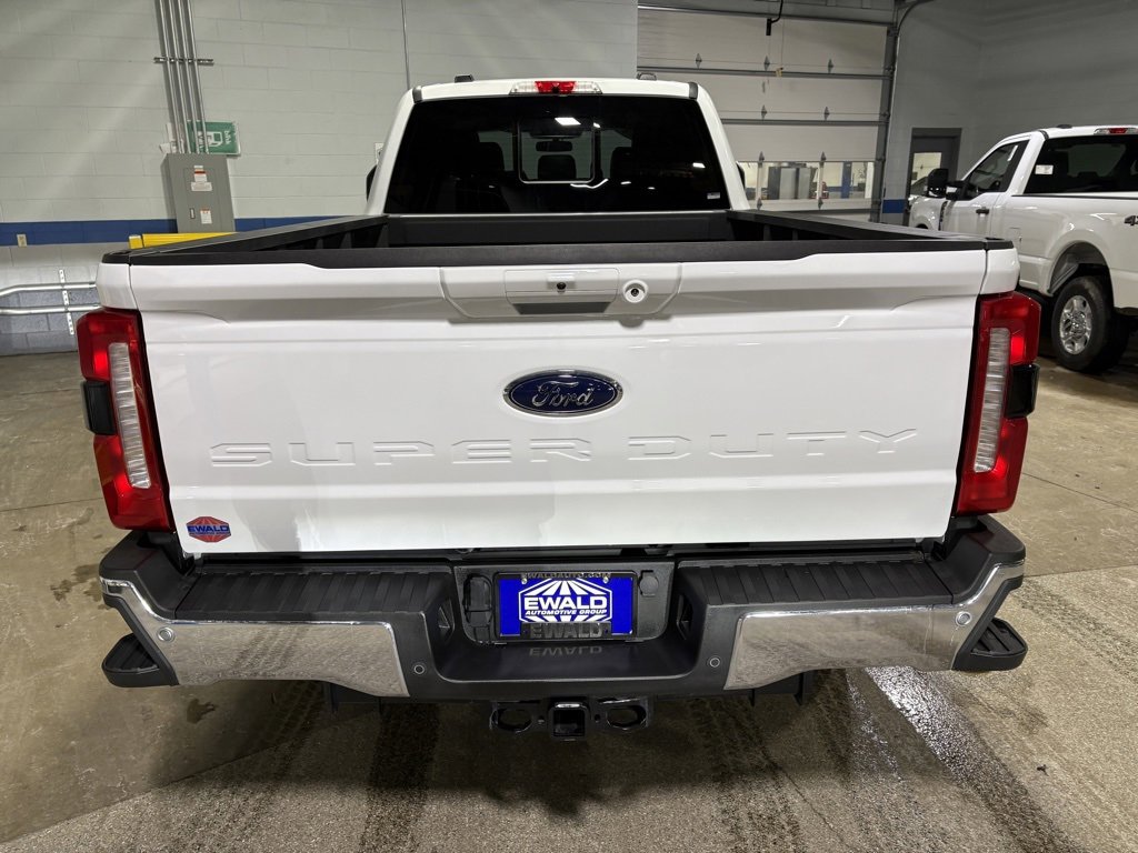 Used 2024 Ford F350 Lariat w/ Lariat Ultimate Package image 7