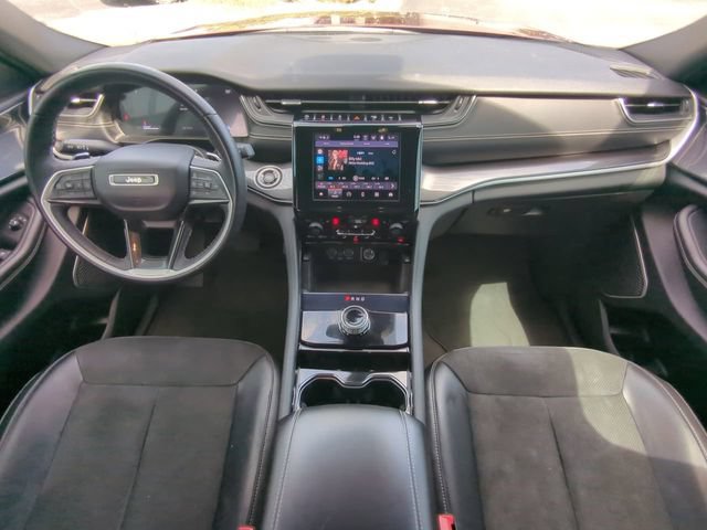 Used 2021 Jeep Grand Cherokee L Laredo RWD image 19