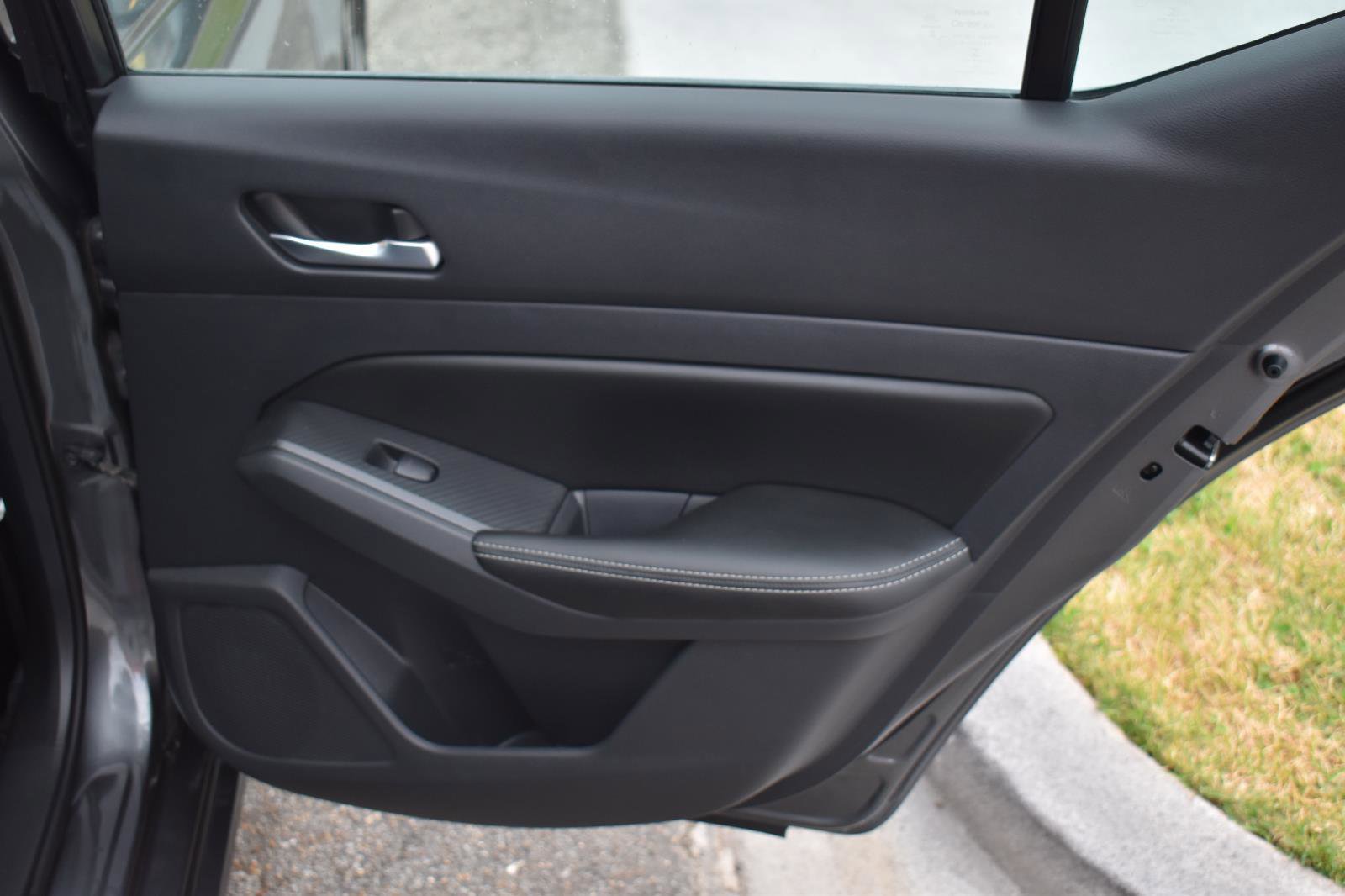 Used 2022 Nissan Altima 2.5 SV FWD image 45
