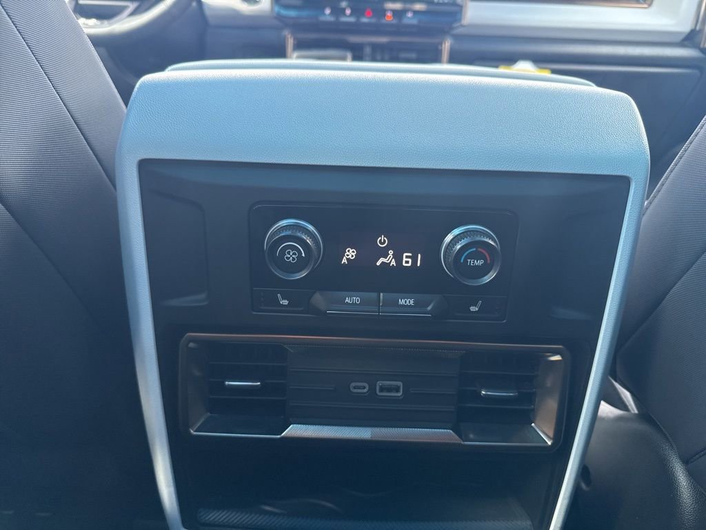 Used 2024 GMC Hummer EV 3X w/ LPO, Illumination Package image 15