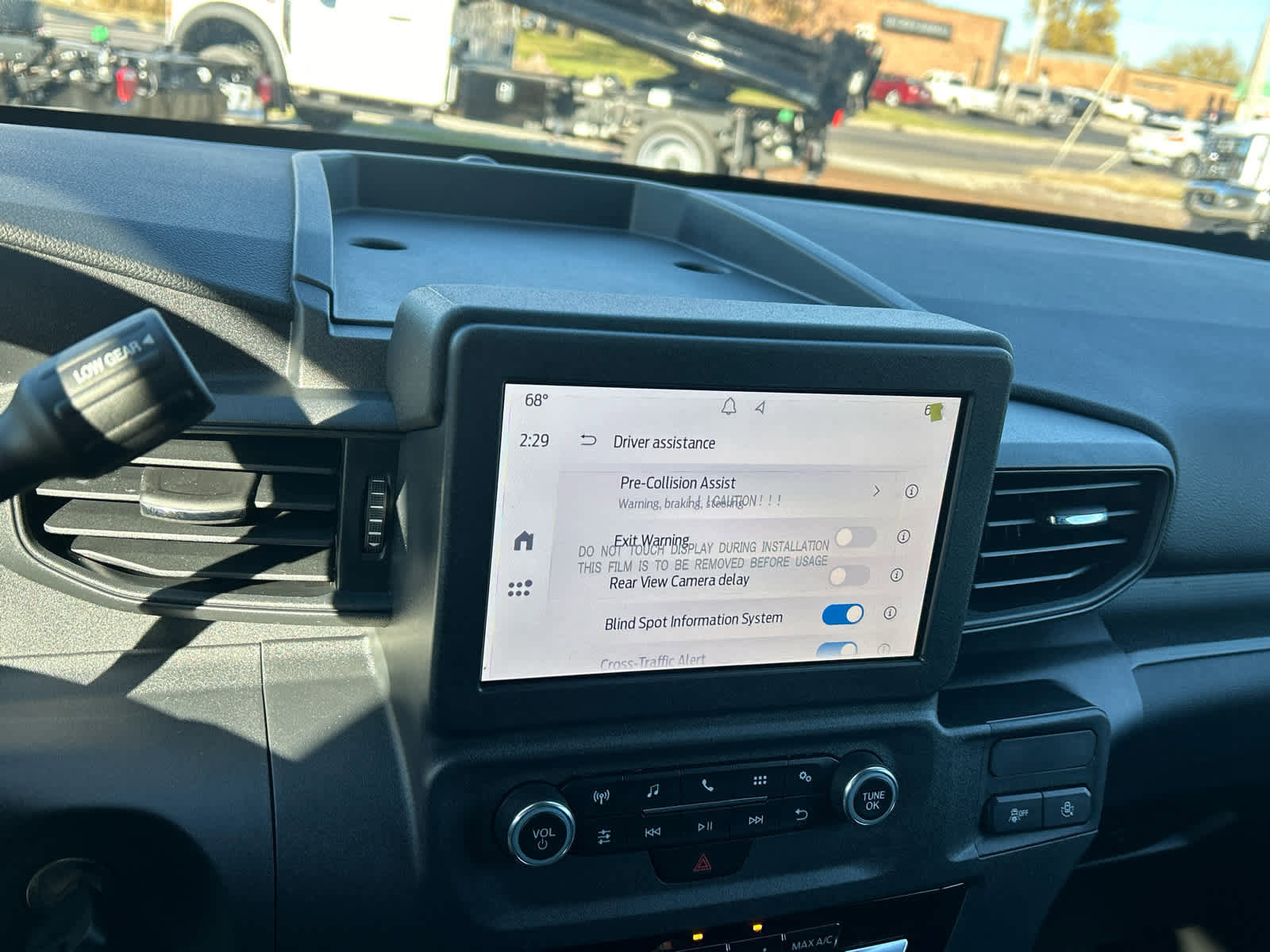 New 2026 Ford Explorer w/ Ready For The Road Package image 28