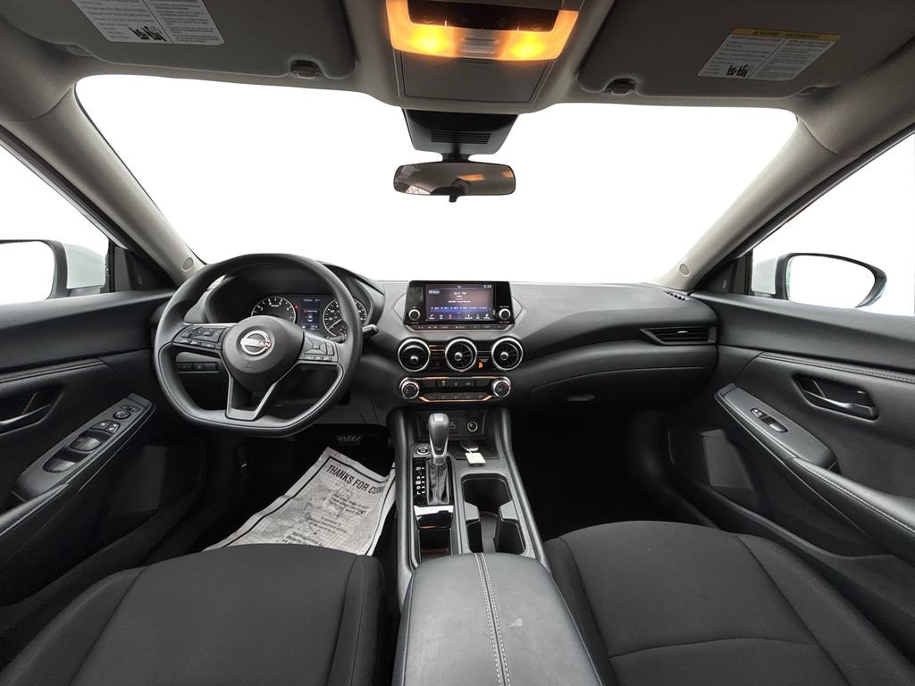 Used 2025 Nissan Sentra S image 17