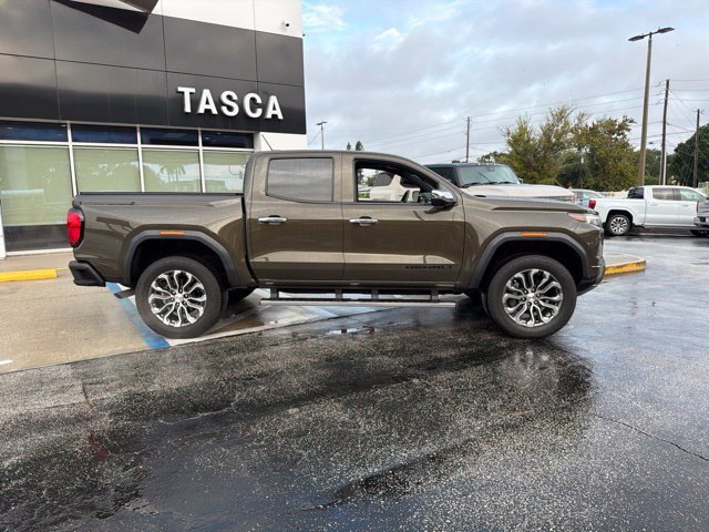 Used 2023 GMC Canyon Denali AWD/4WD image 9