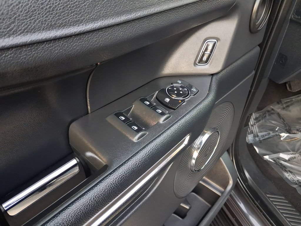 Used 2024 Ford Expedition Max XLT RWD image 19