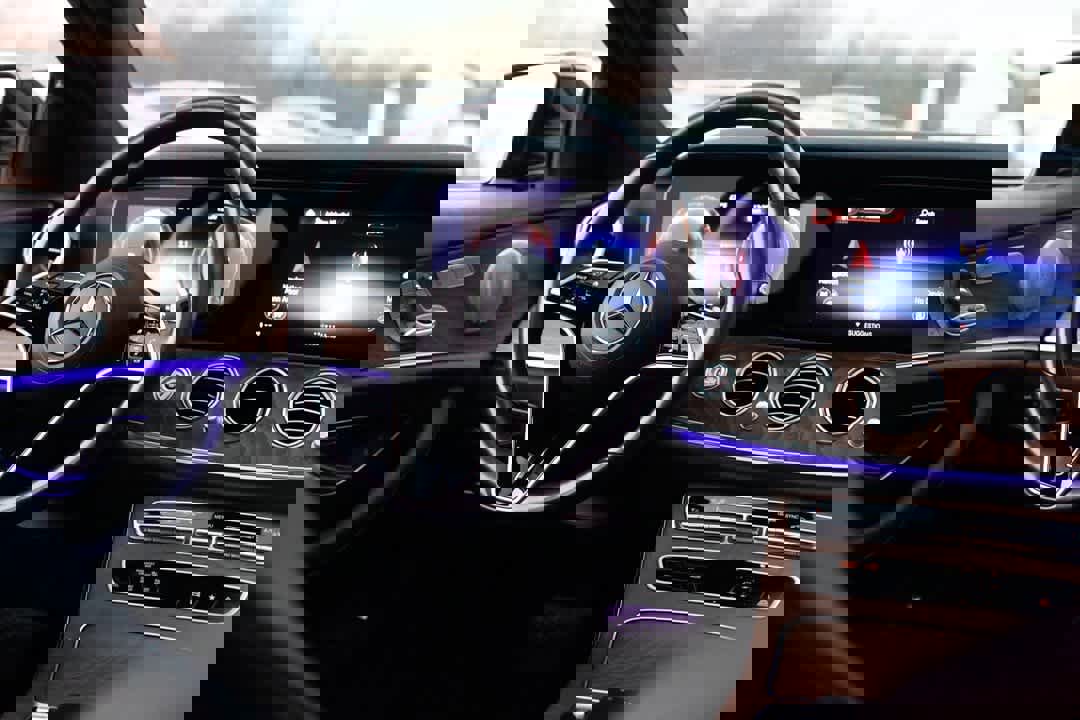 Certified 2022 Mercedes-Benz E 350 4MATIC Sedan image 24