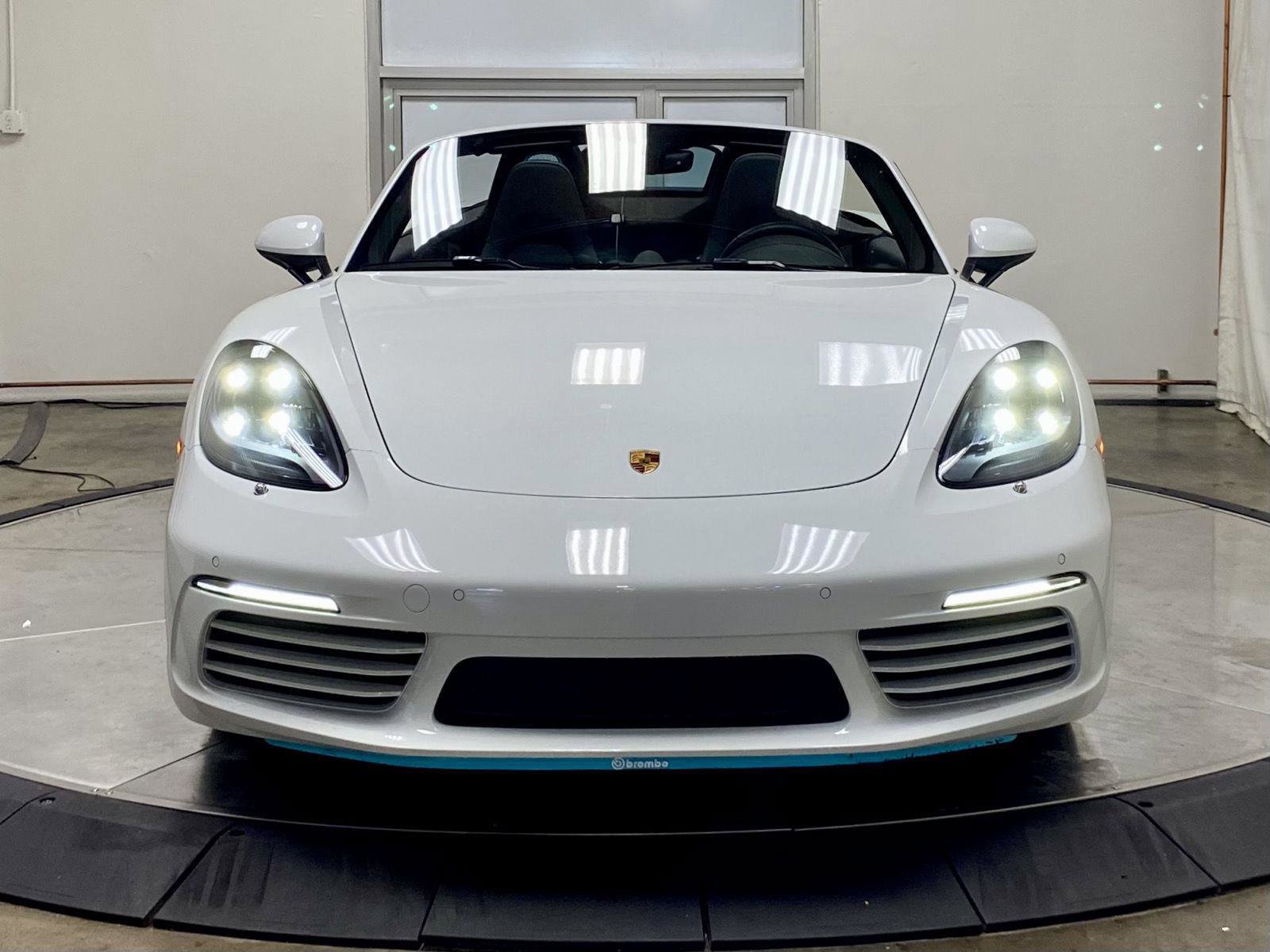 Used 2025 Porsche 718 Boxster w/ Premium Package RWD image 3