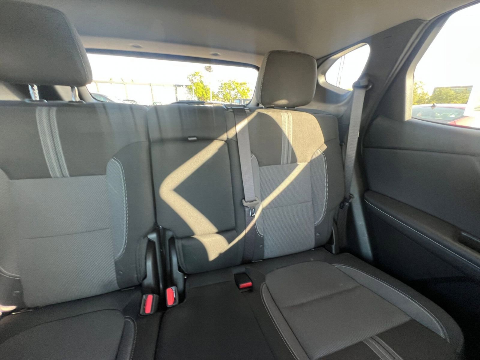 Used 2025 Chevrolet Blazer LT image 37