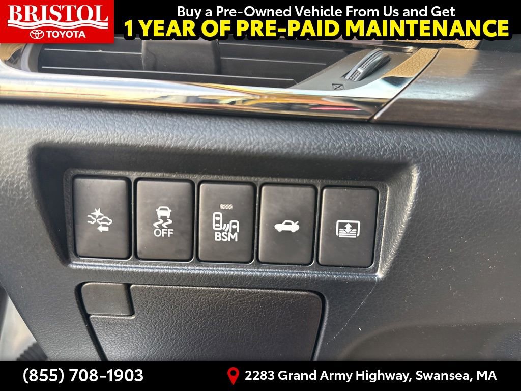 Used 2016 Toyota Avalon Limited w/ Toyota Safety Sense Package FWD image 35