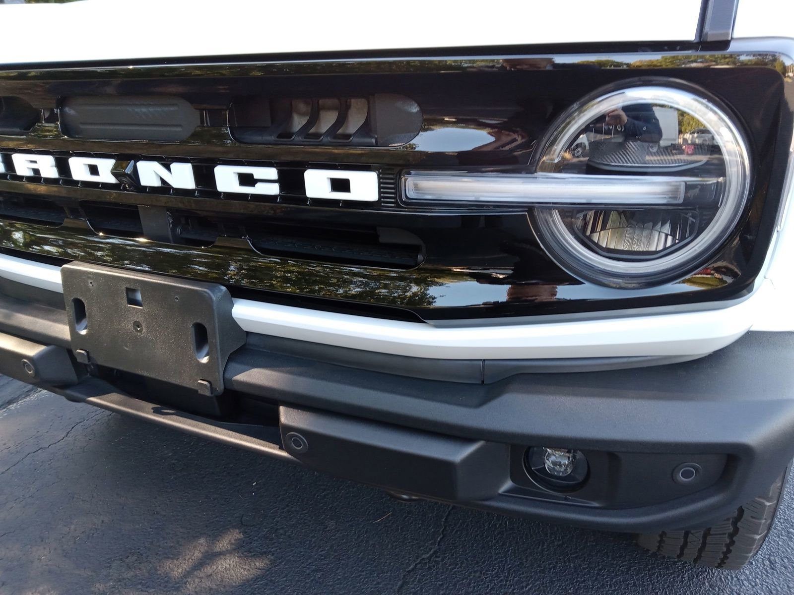 Used 2024 Ford Bronco Outer Banks image 7