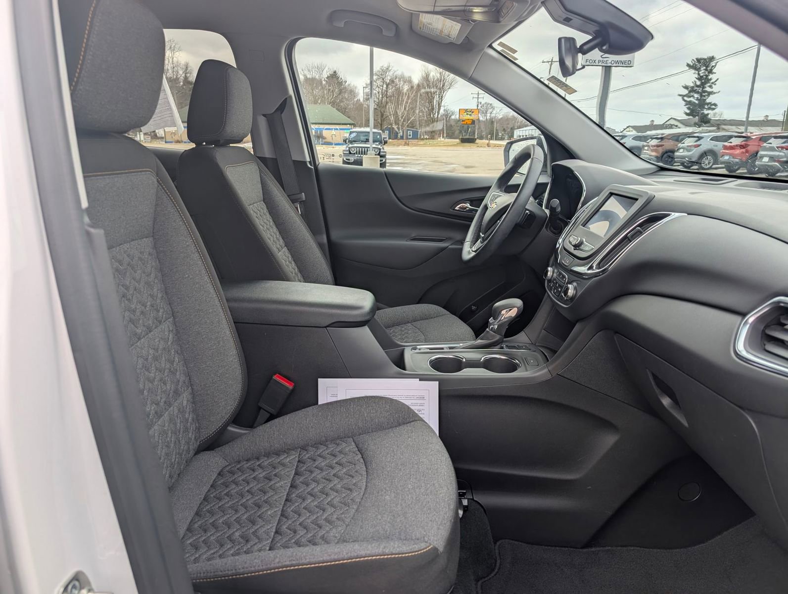 Used 2024 Chevrolet Equinox LT AWD/4WD image 33