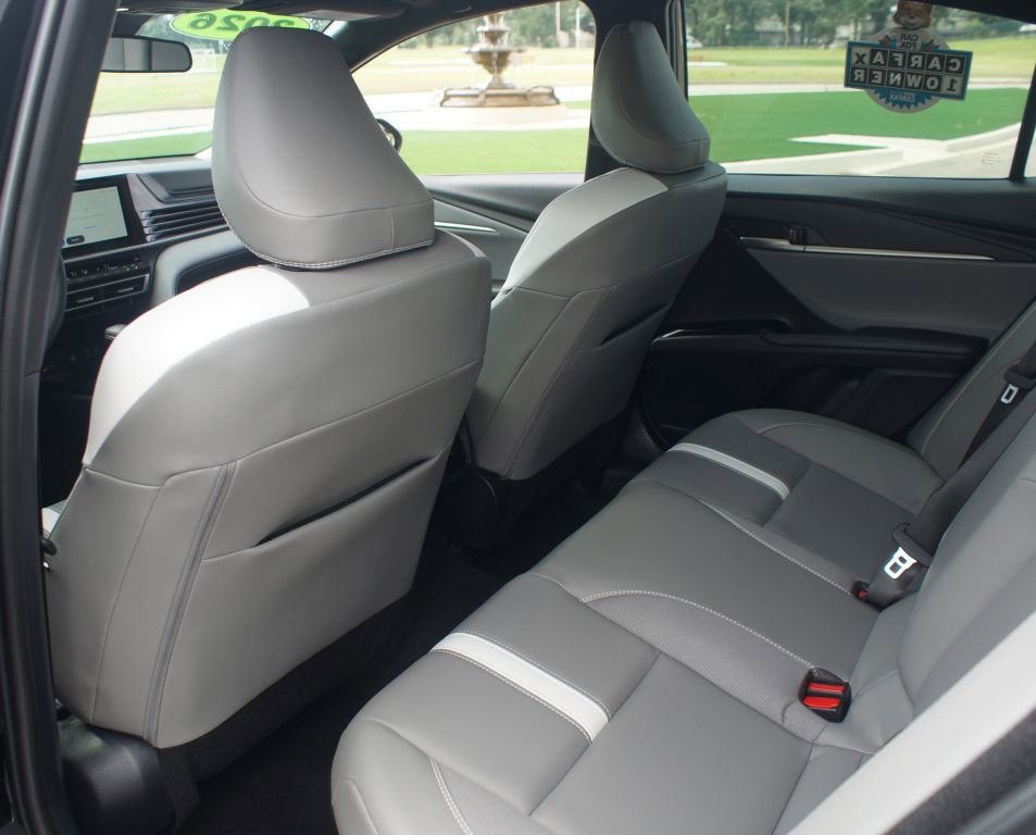 Used 2026 Toyota Camry SE FWD image 14