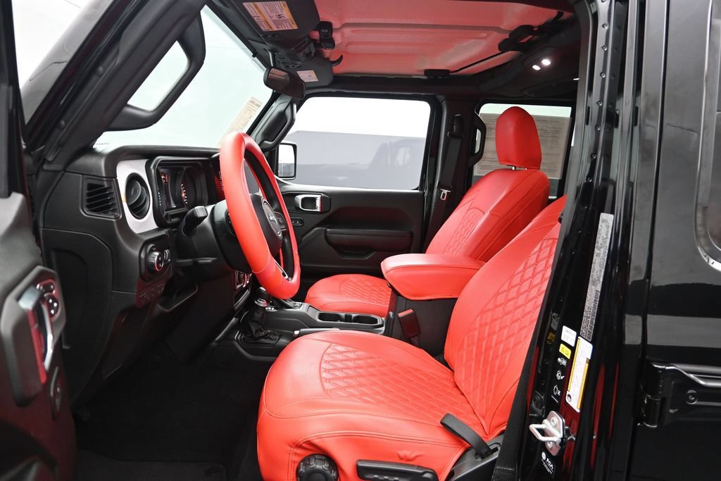 Used 2025 Jeep Gladiator Sport AWD/4WD image 10