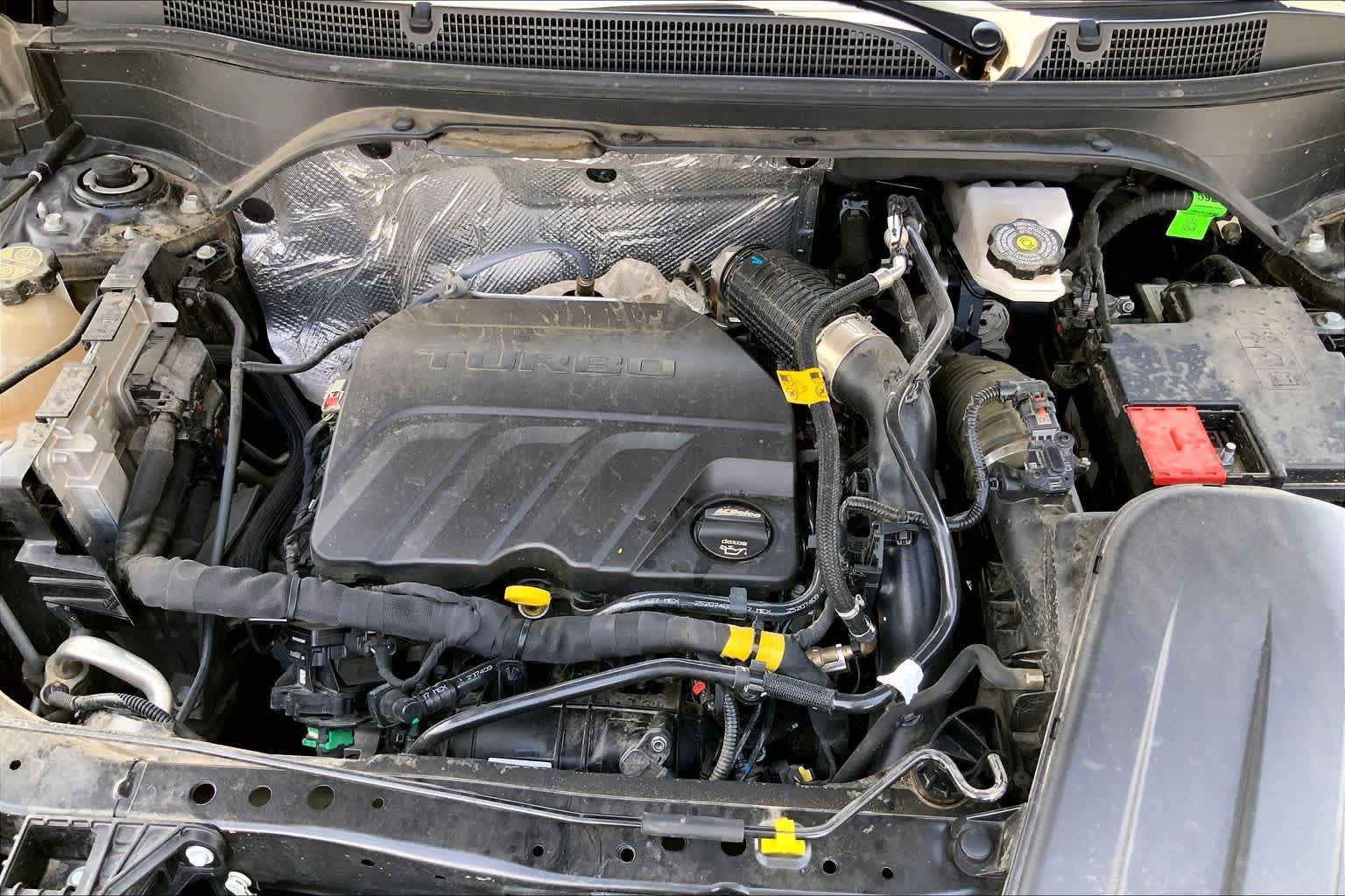 Used 2025 Chevrolet Trax LS FWD image 33