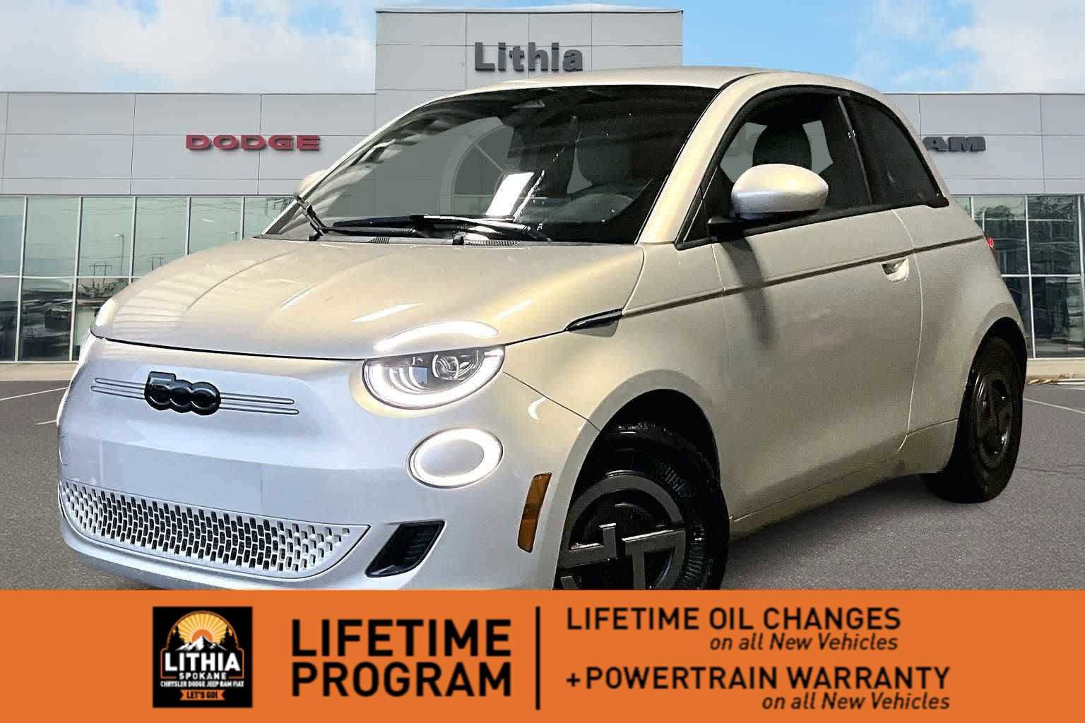 New 2025 FIAT 500 e image 1