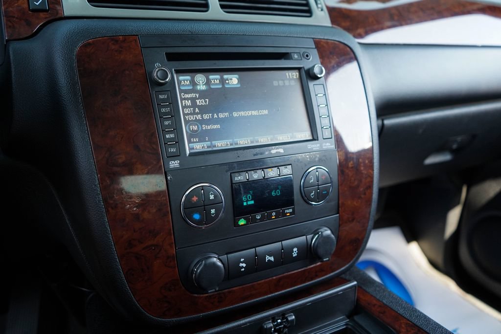 Used 2013 Chevrolet Avalanche LTZ RWD image 7