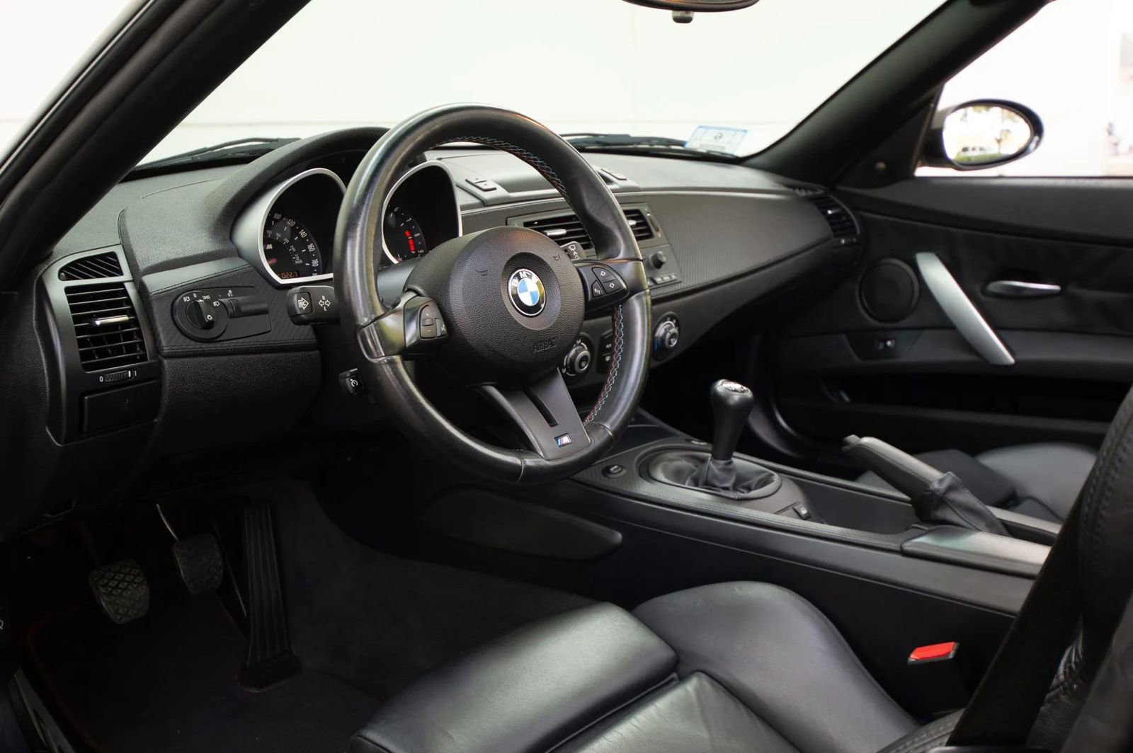 Used 2008 BMW M Roadster w/ Premium Pkg image 26