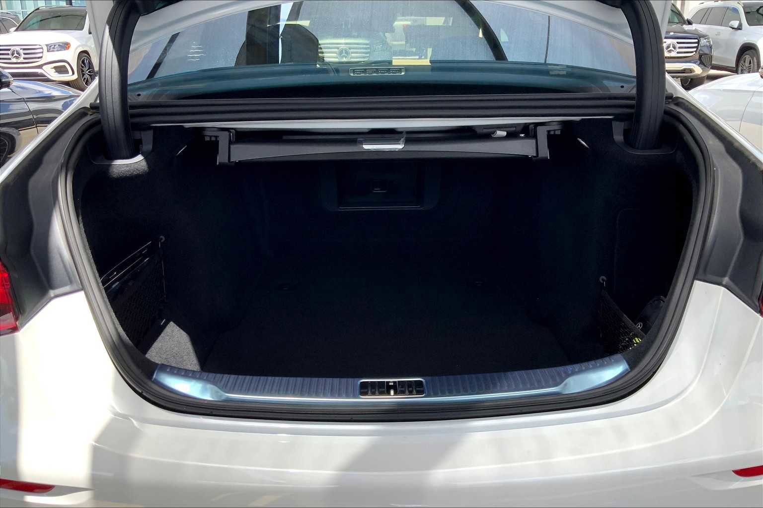 New 2025 Mercedes-Benz S 580 4MATIC Sedan image 14