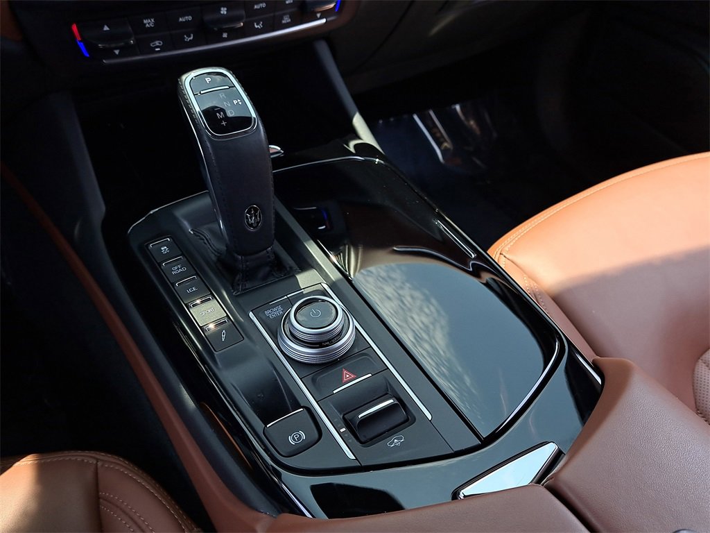 Used 2022 Maserati Levante Modena image 29