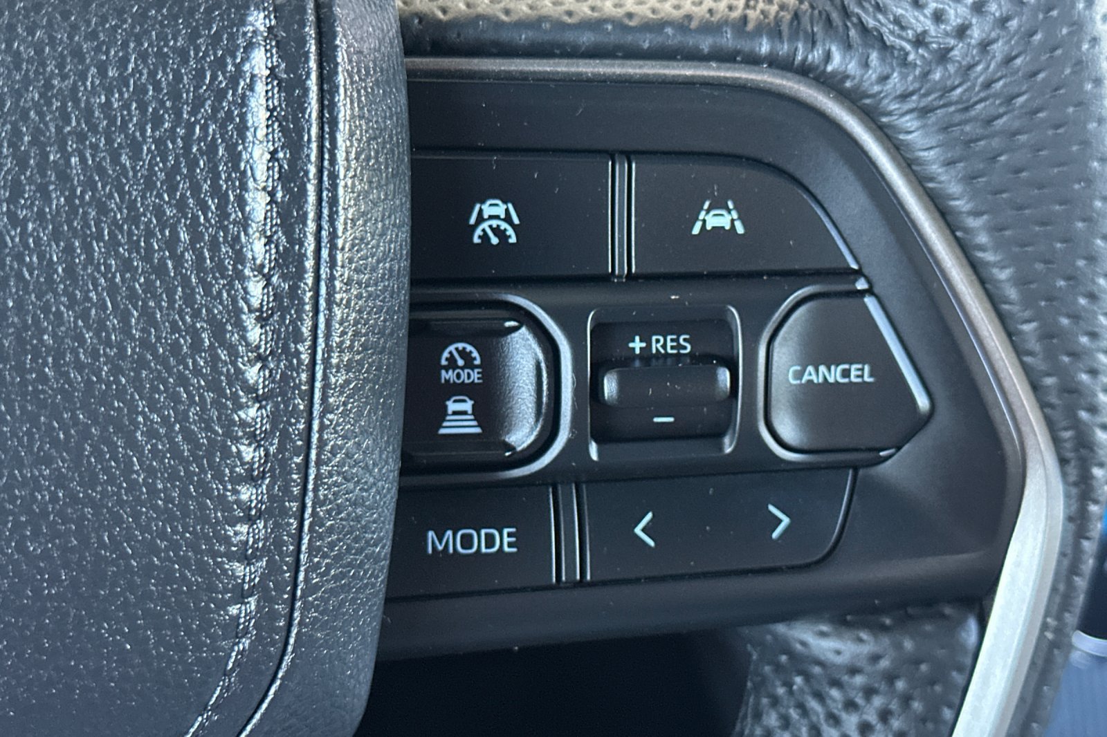 Certified 2026 Toyota Tacoma TRD Sport AWD/4WD image 39