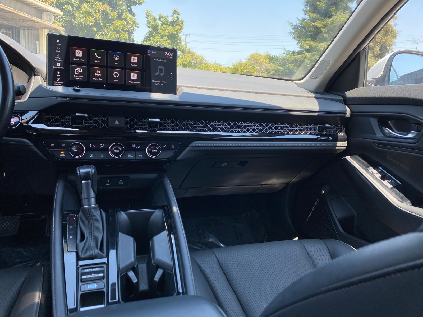 Used 2024 Honda Accord Touring image 17