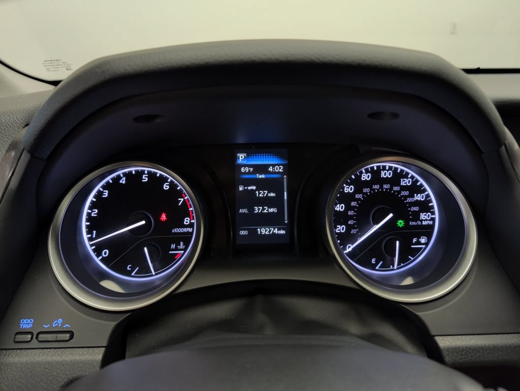 Used 2021 Toyota Camry LE FWD image 32