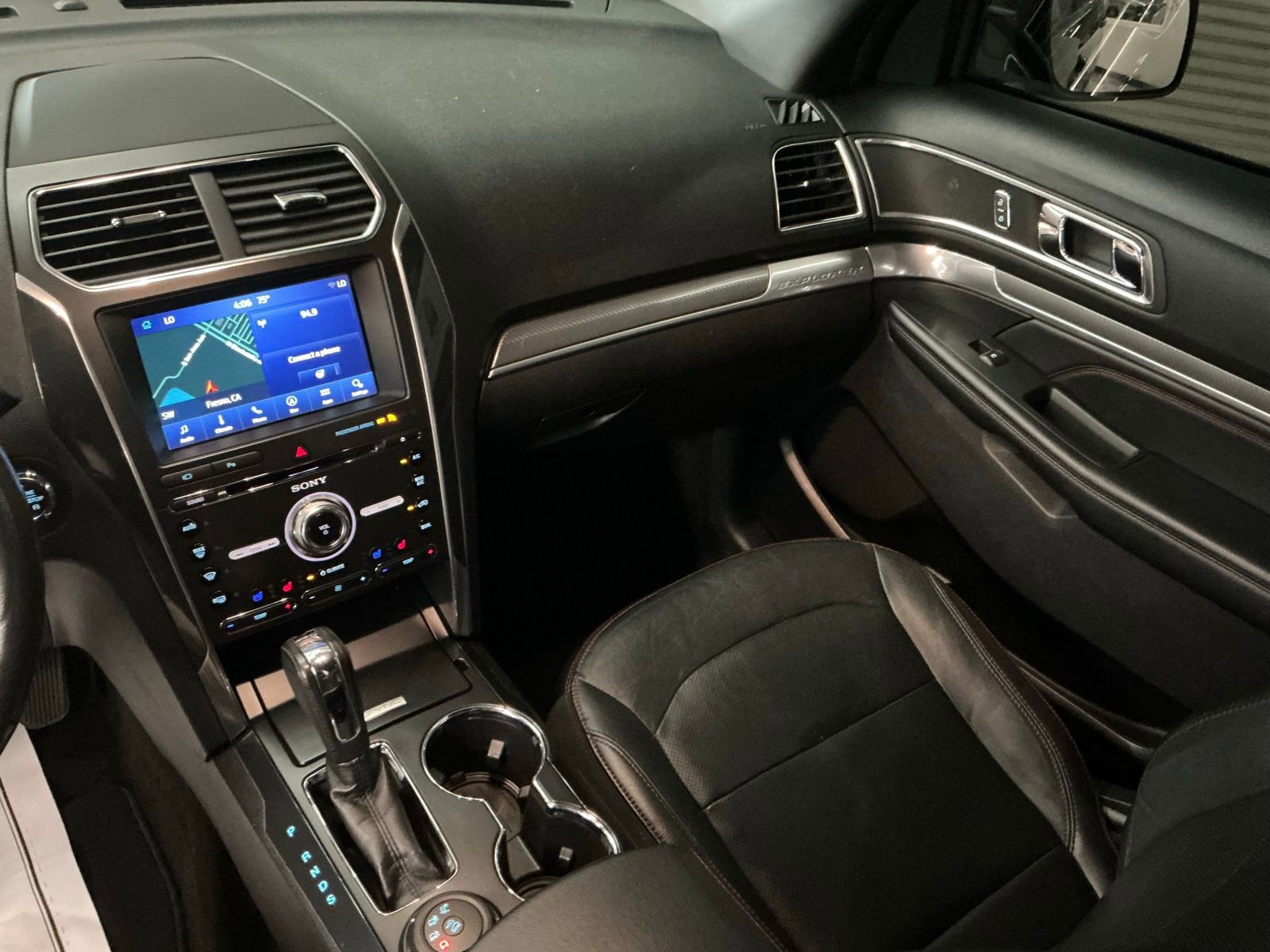 Used 2018 Ford Explorer Sport w/ Equipment Group 401A image 28