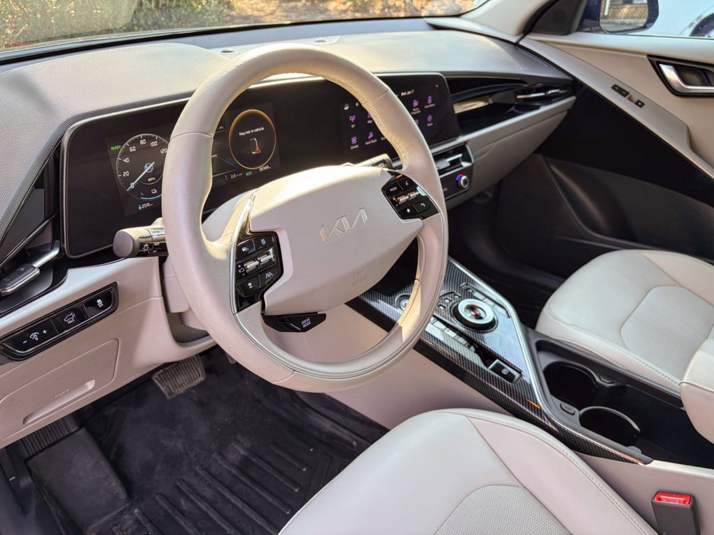 Used 2023 Kia Niro Wind w/ Wind Preserve Package image 18