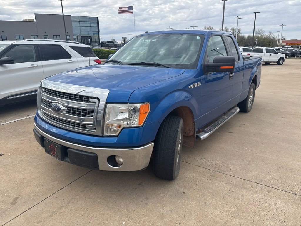 Used 2013 Ford F150 XLT w/ XLT Chrome Pkg image 3