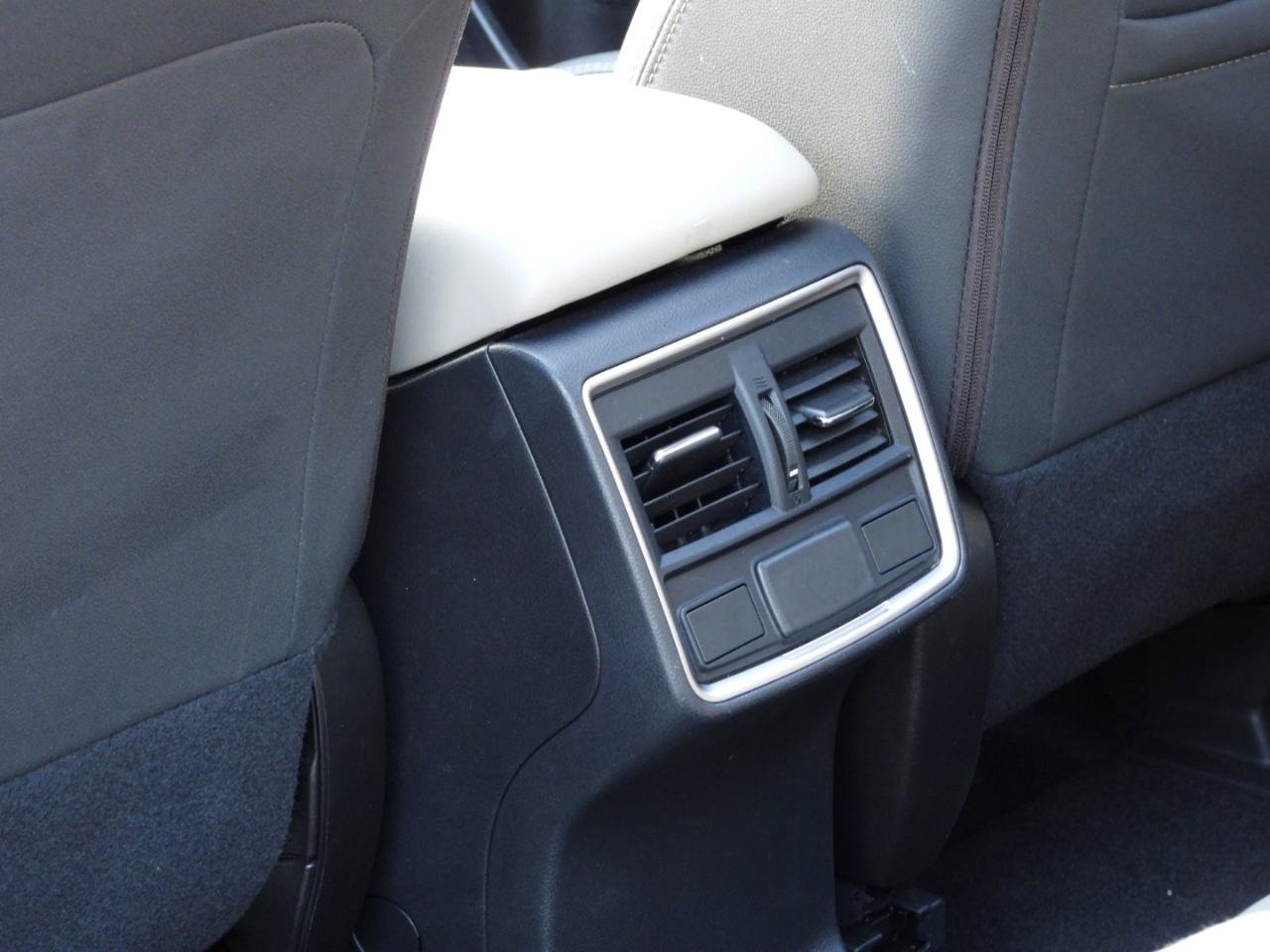 Used 2022 Subaru Forester Premium AWD/4WD image 49
