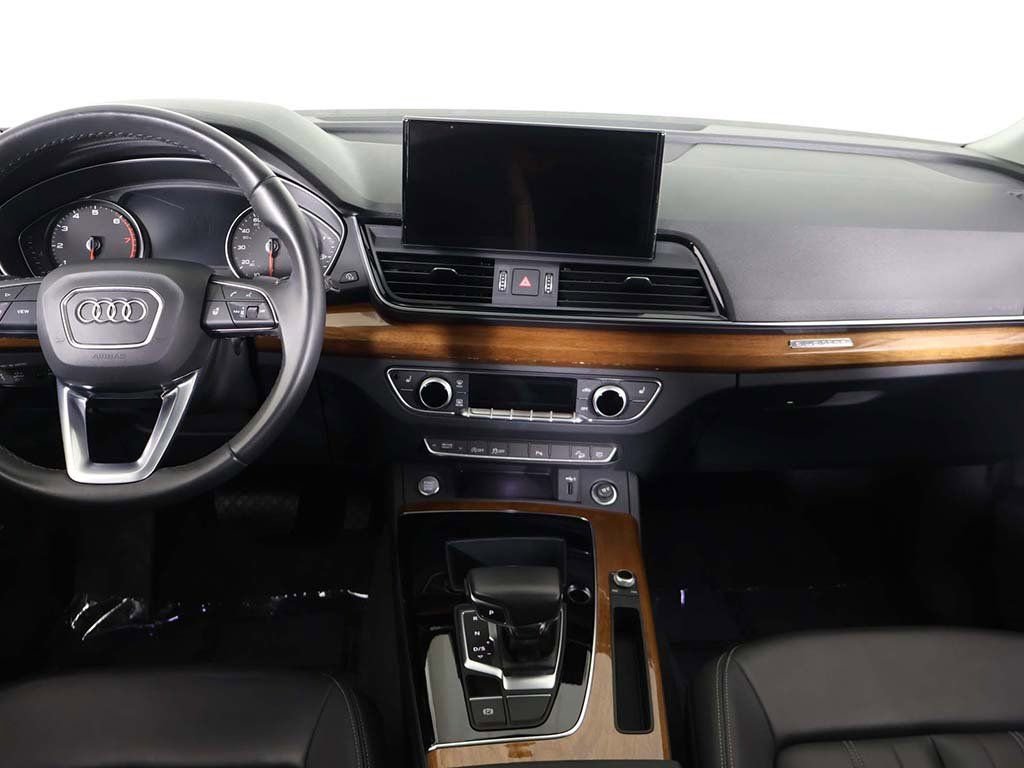 Used 2023 Audi Q5 2.0T Premium w/ Convenience Package image 38