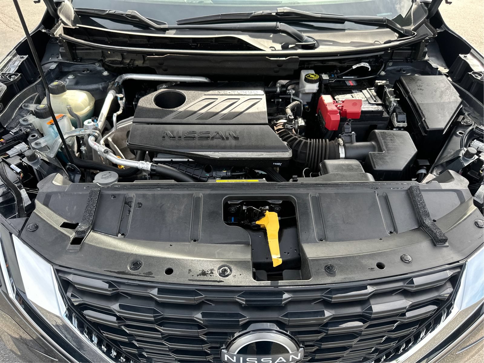 Used 2023 Nissan Rogue S AWD/4WD image 23