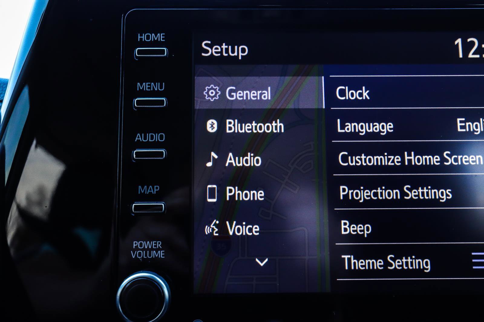 Used 2021 Toyota Highlander XLE image 11