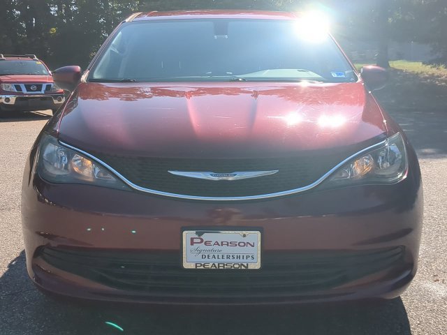 Used 2017 Chrysler Pacifica LX FWD image 8