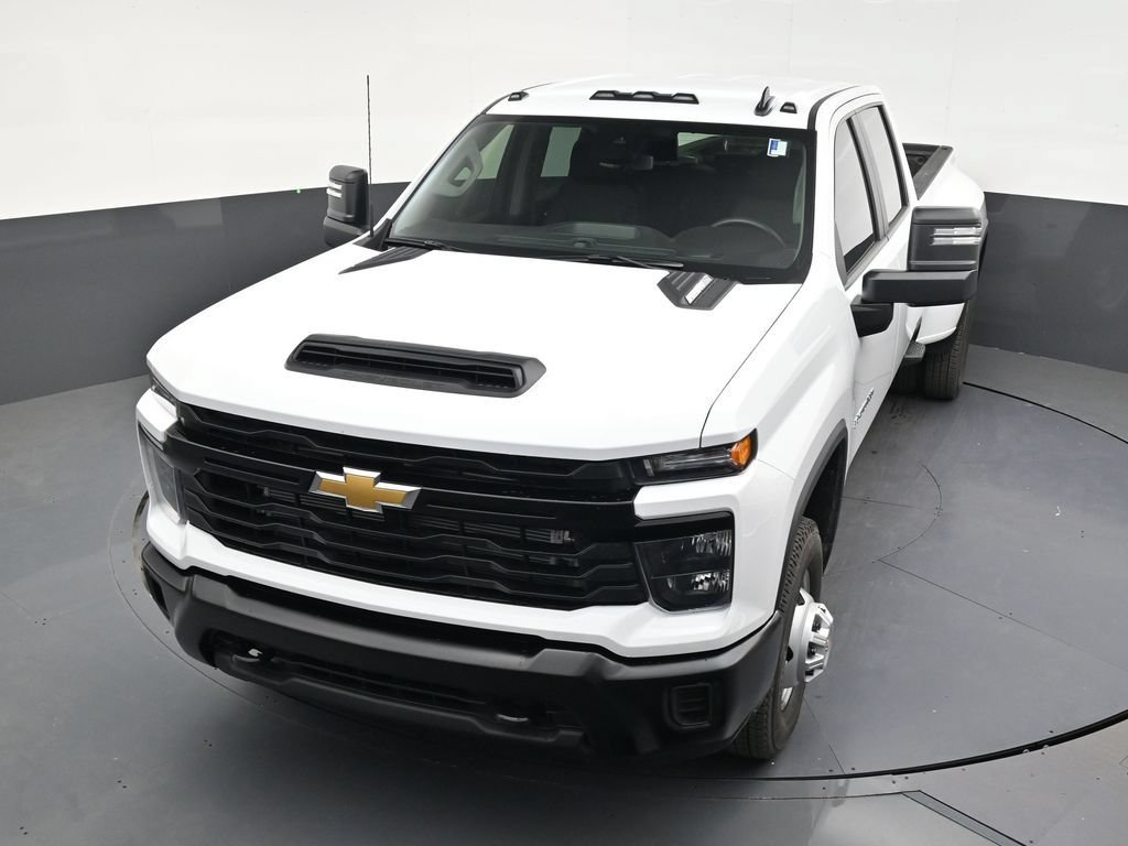 Used 2026 Chevrolet Silverado 3500 W/T AWD/4WD image 18