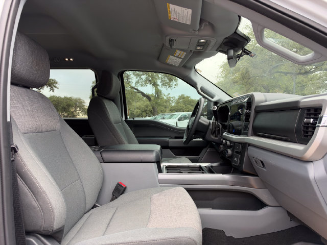 Used 2024 Ford F250 XLT w/ XLT Premium Package AWD/4WD image 16